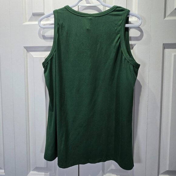 NWT Women’s Green Sleeveless Gold Keyhole V-Neck Summer Tank Top – Size Large - Picture 2 of 5